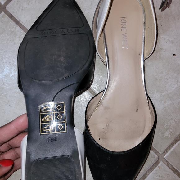 Nine West Flats - Picture 2 of 2